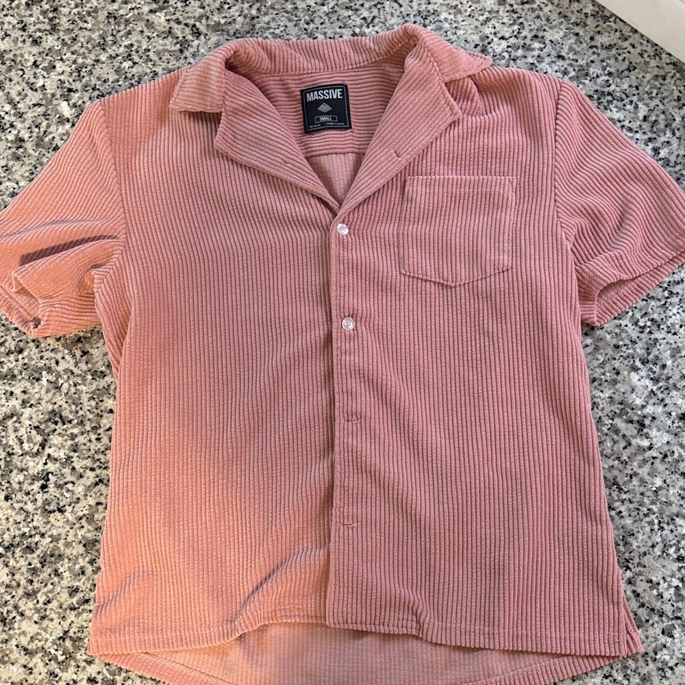 Men's Pink Short Sleeve Shirt
